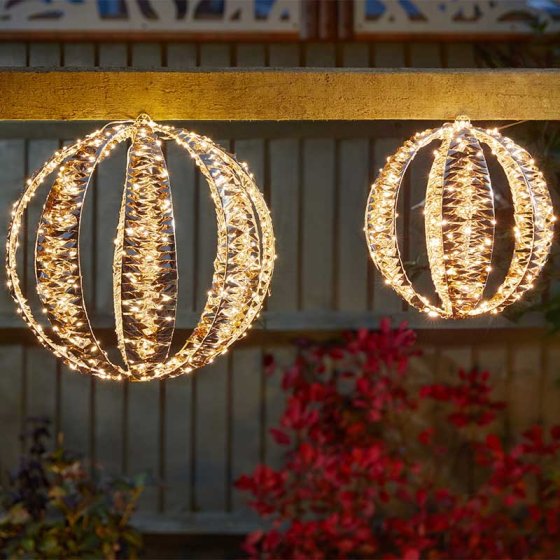 Three Kings Gold Twist Illuminated Christmas Globe - 40cm