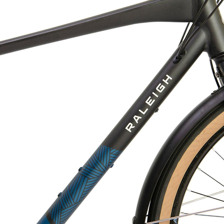 Raleigh Strada City Crossbar Hybrid Bike - Blue - Towsure