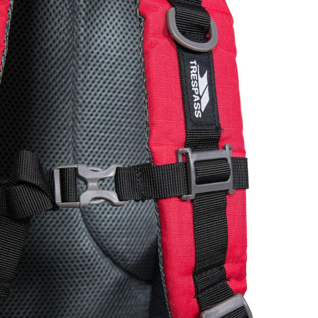 Trespass Trek 33 Litre Rucksack - Red Tone - Towsure